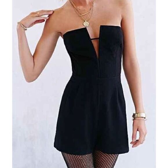 Silence + Noise black deep v notch romper sz 0 - Picture 1 of 6